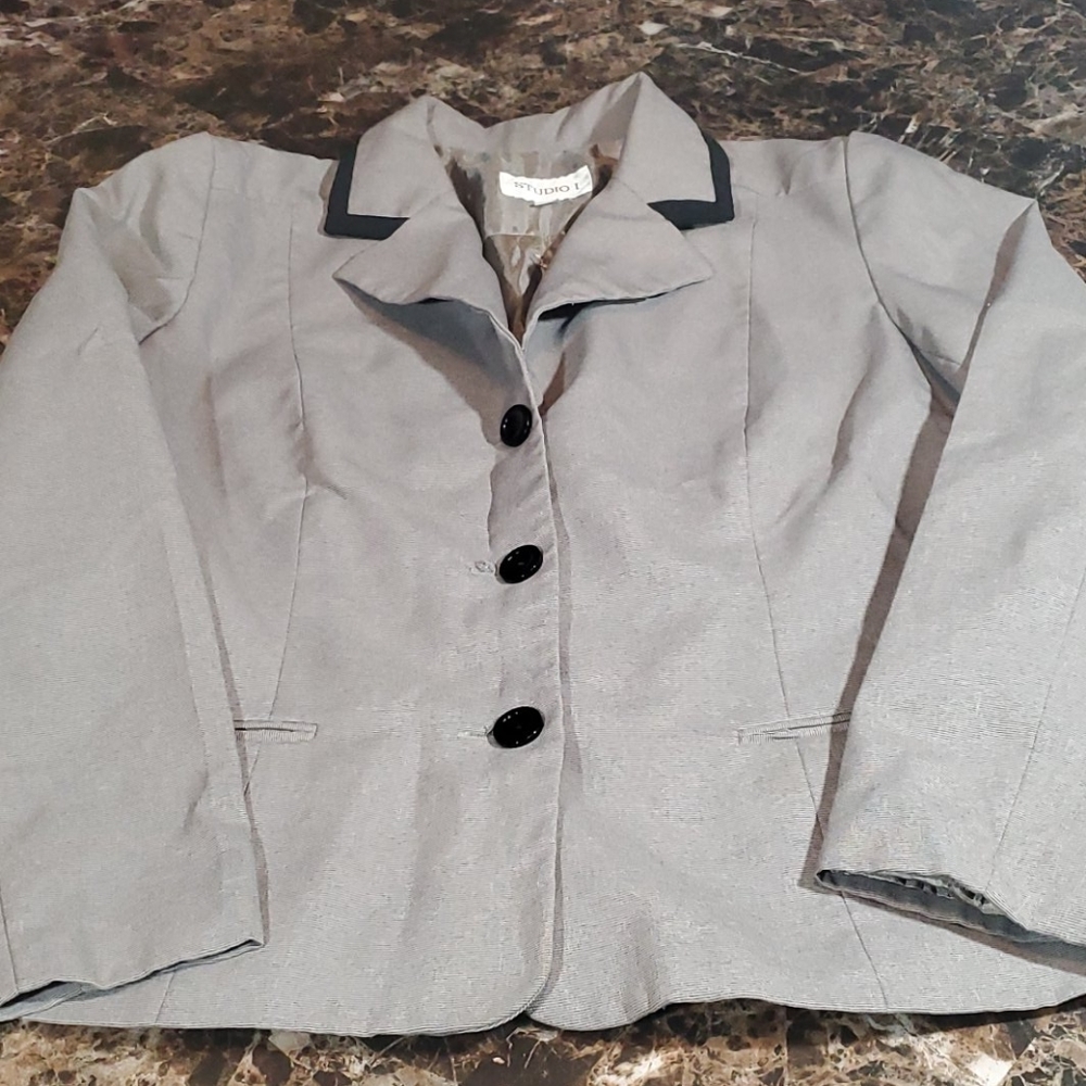 Studio I women's blazer